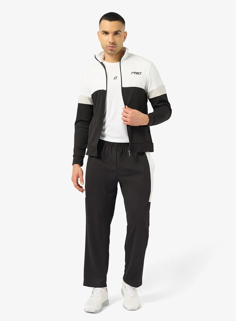 فورورد بدلة رياضية